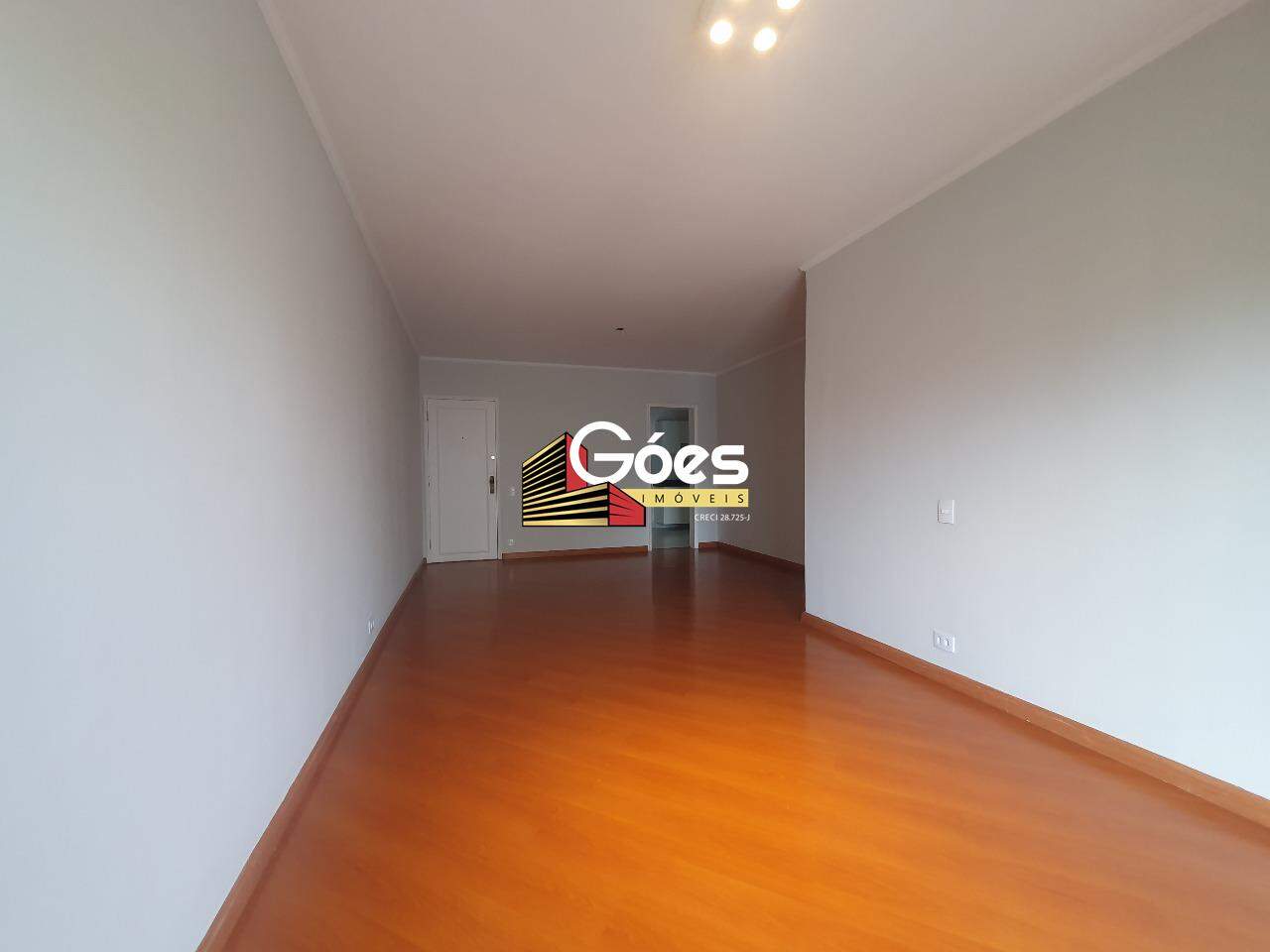 Apartamento para aluguel em Moema: 