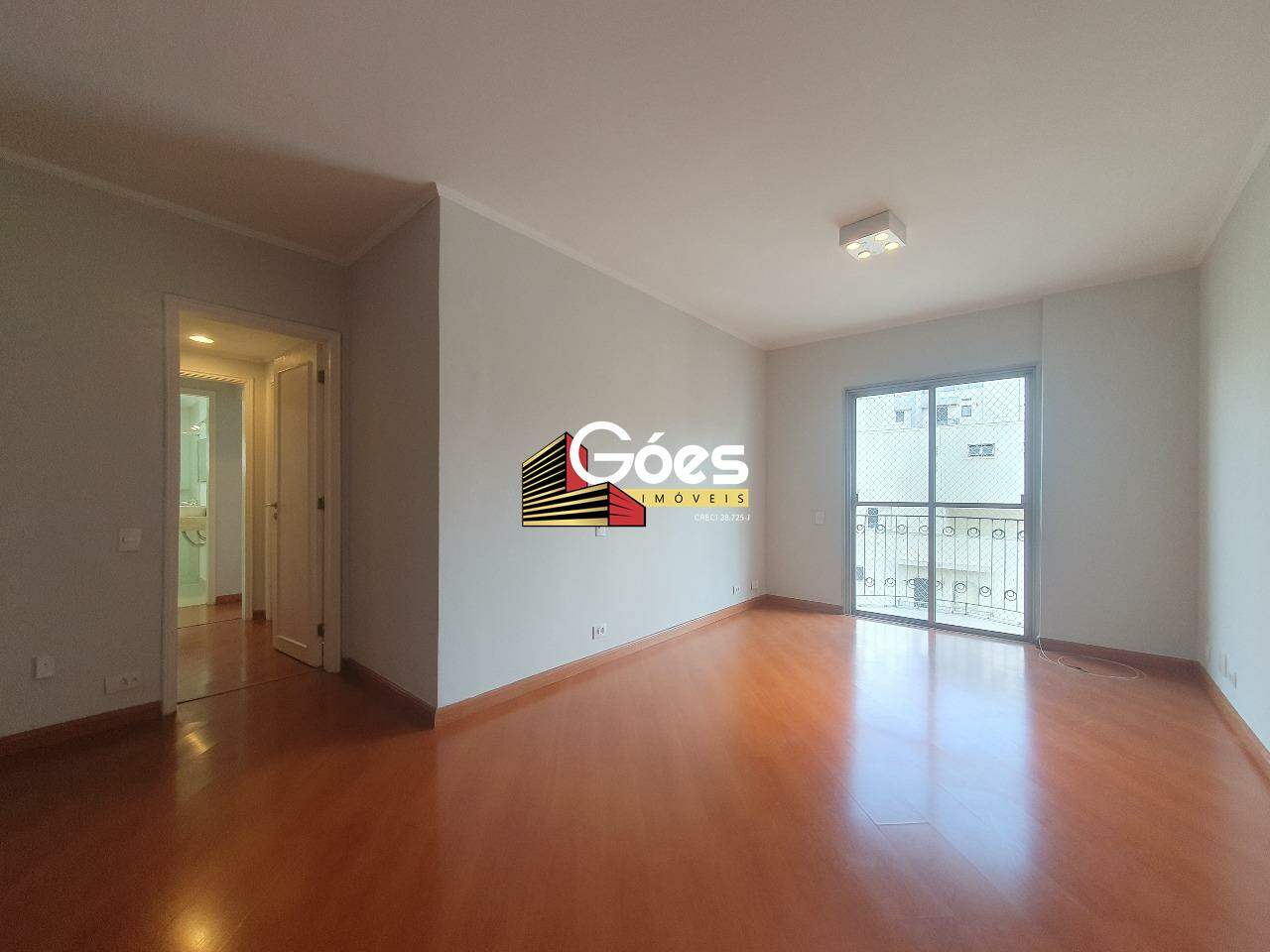 Apartamento para aluguel em Moema: 
