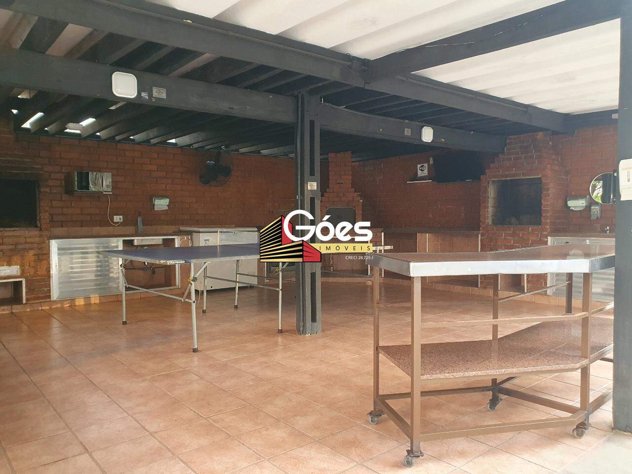 Apartamento para aluguel em Moema: 