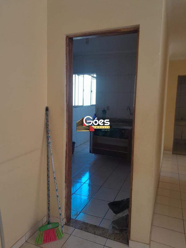 Apartamento para alugar com 2 quartos, 60m² - Foto 13