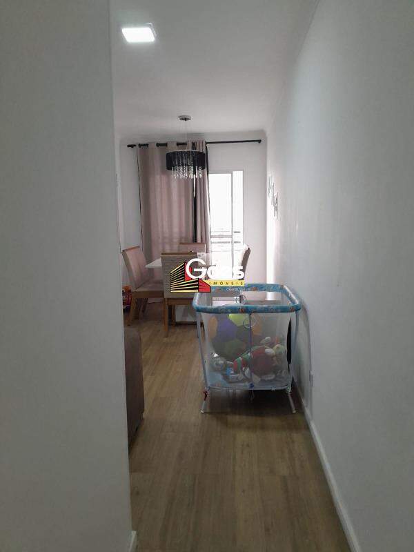 Apartamento à venda com 2 quartos, 57m² - Foto 9