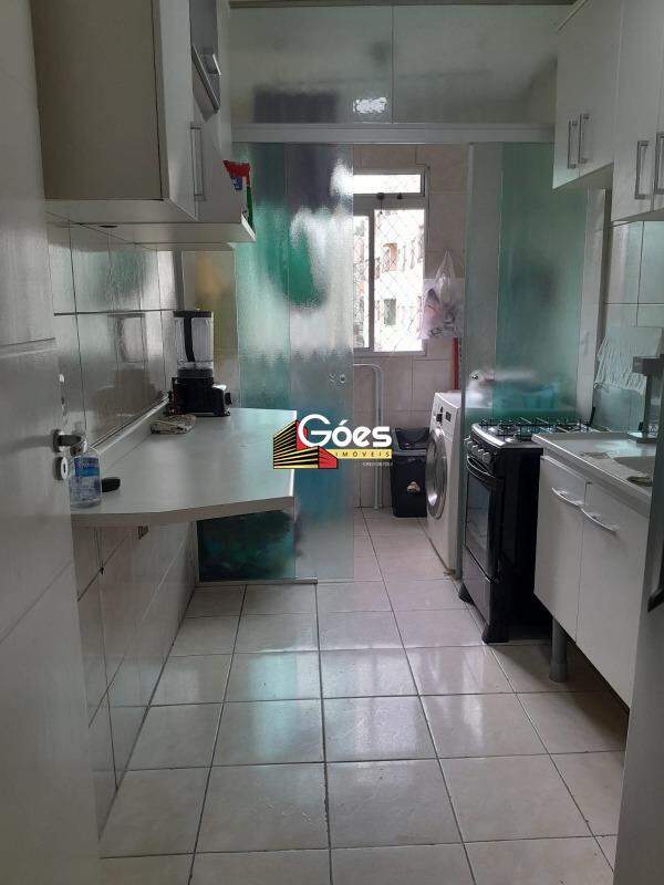Apartamento à venda com 2 quartos, 57m² - Foto 11