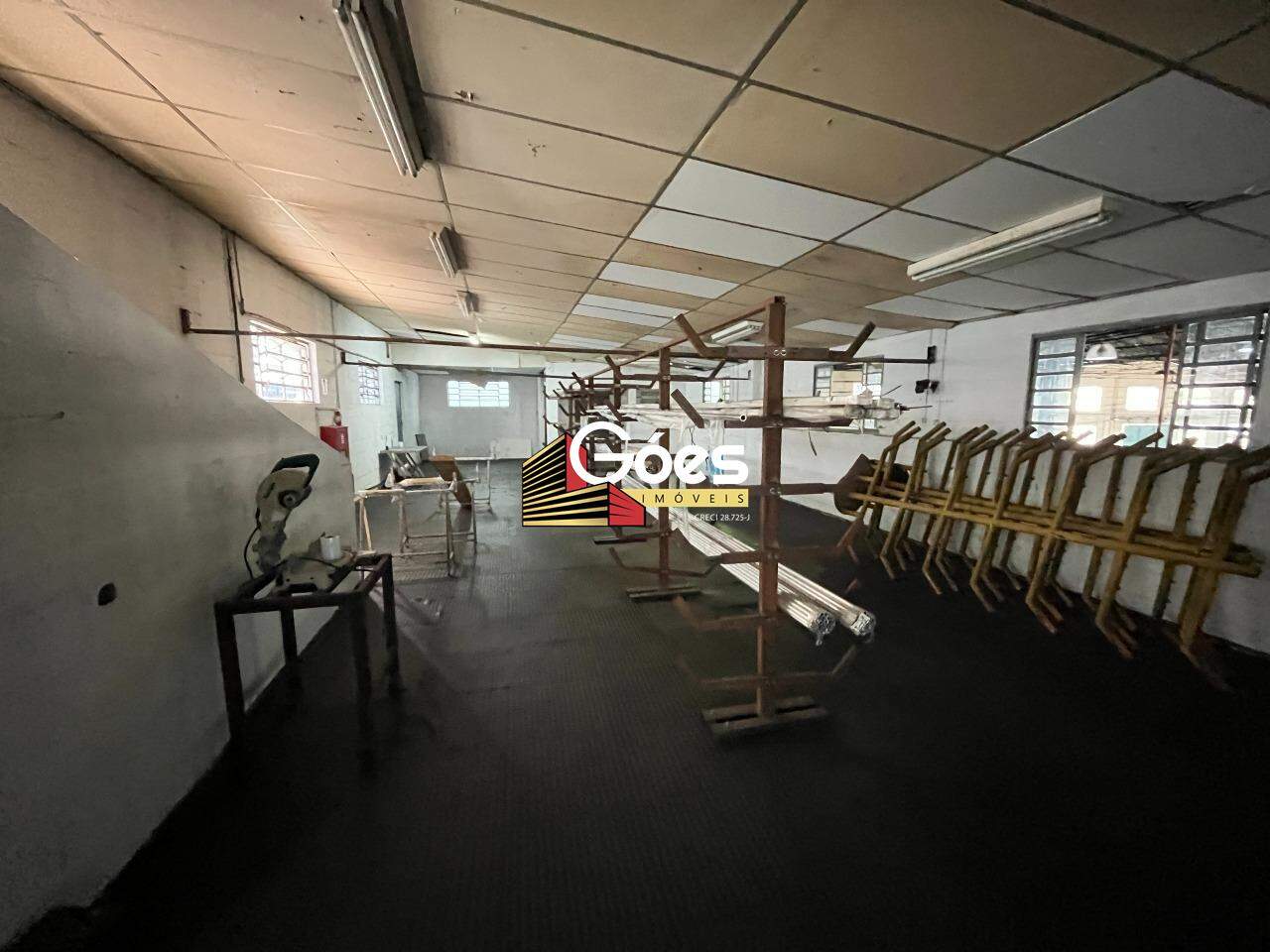 Depósito-Galpão-Armazém para alugar, 1926m² - Foto 11