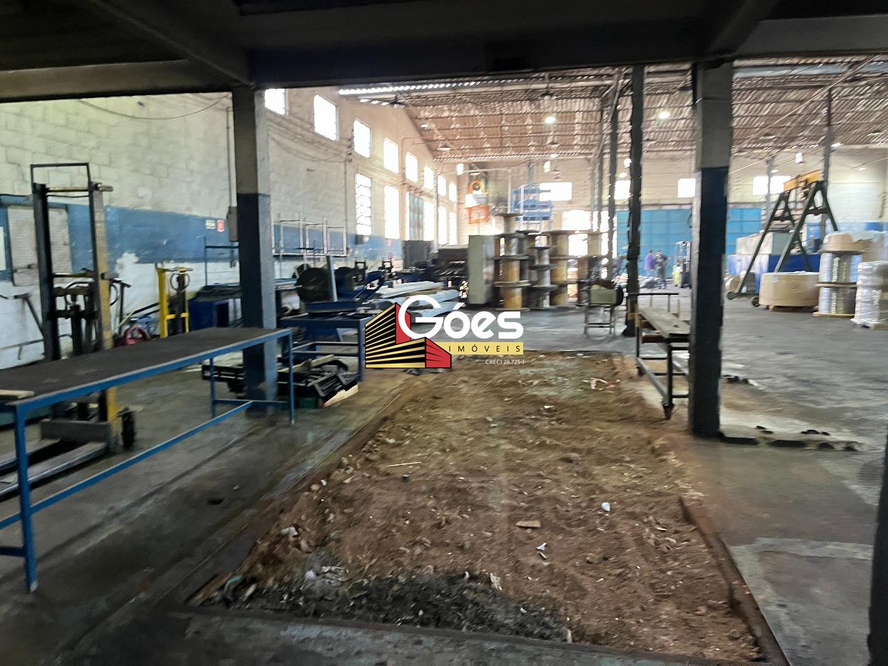 Galpão à venda em Jardim Stella: 