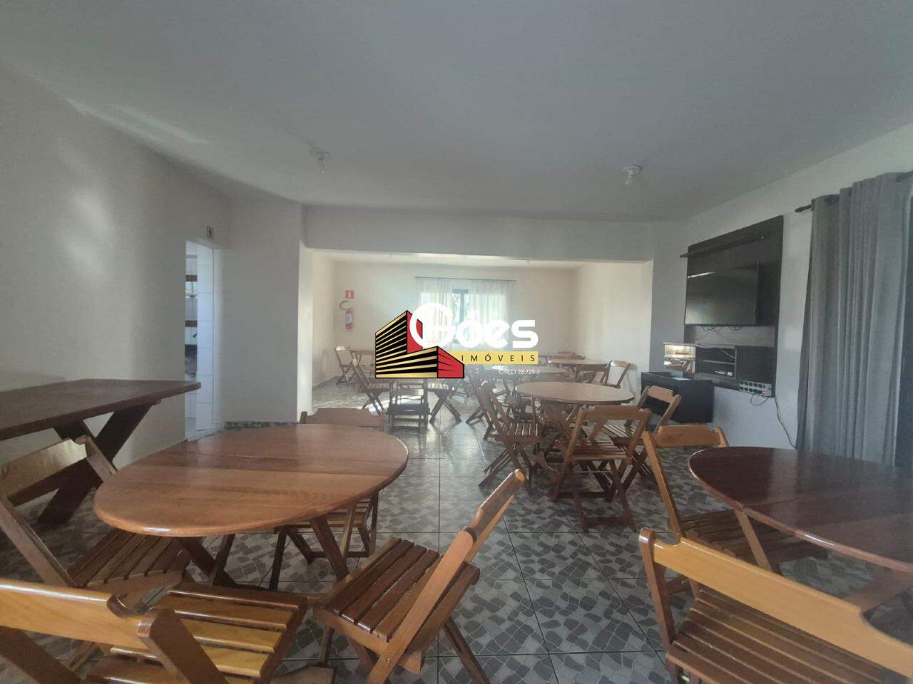 Apartamento à venda com 2 quartos, 64m² - Foto 9