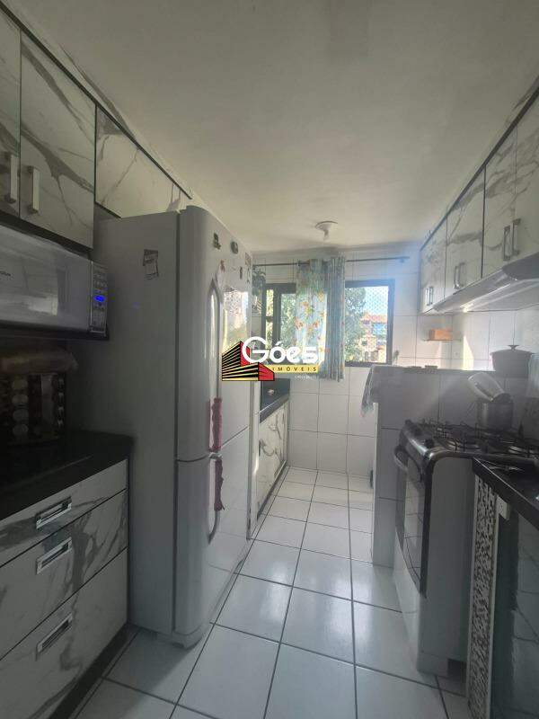Apartamento à venda com 2 quartos, 64m² - Foto 25