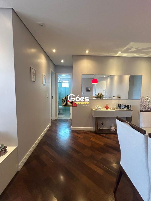 Apartamento à venda em Jardim Santo Antônio: 