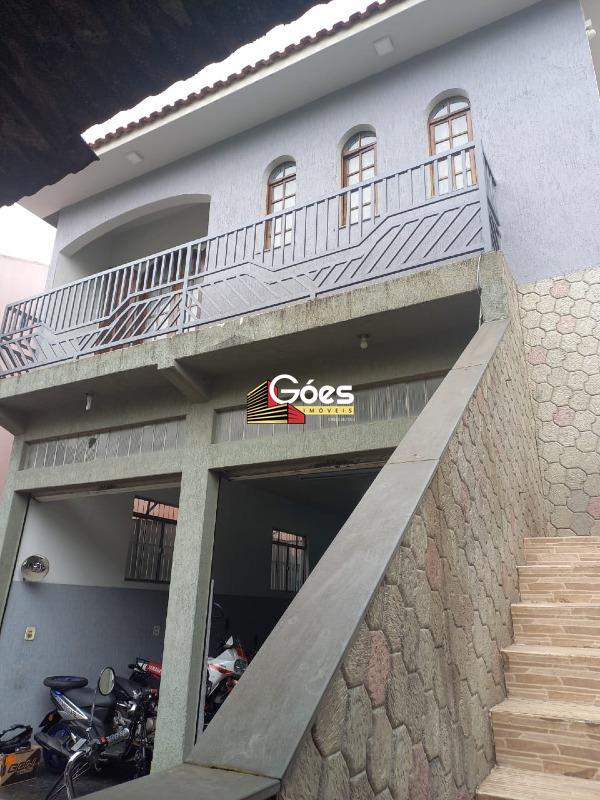 Casa comercial à venda em Jardim Utinga: 