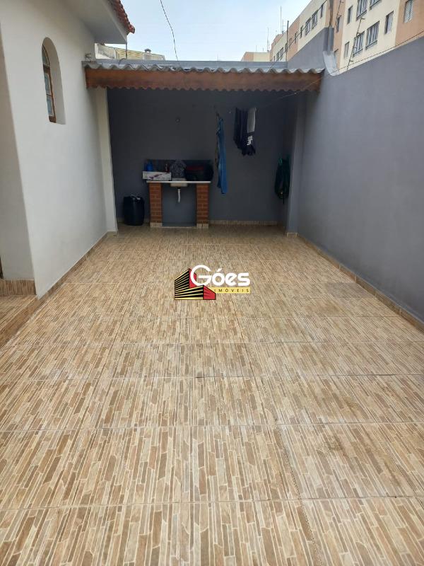 Casa comercial à venda em Jardim Utinga: 