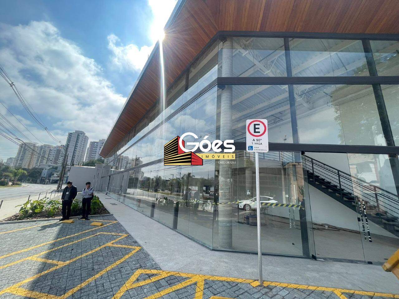 Loja-Salão para alugar, 748m² - Foto 2