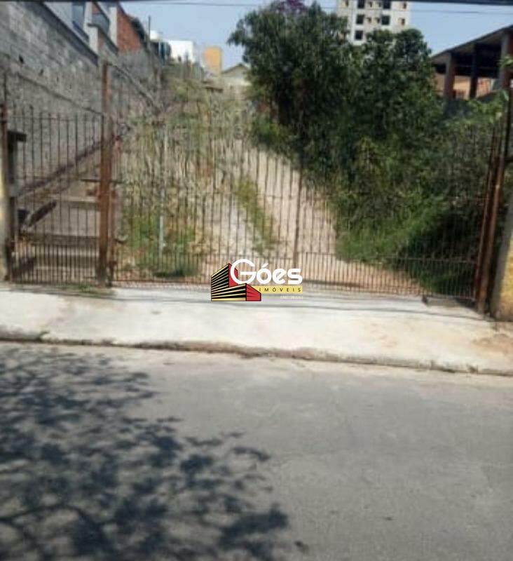 Terreno à venda em Vila Bocaina: 