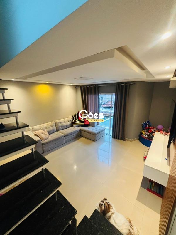 Sobrado à venda em Jardim Haydee: 