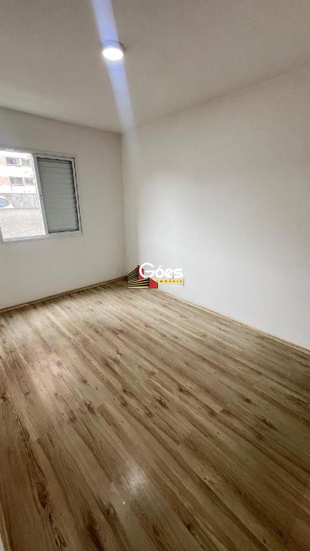 Apartamento à venda em Jardim Pedroso: 