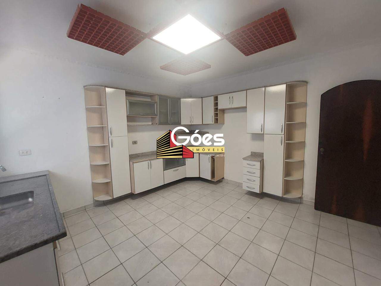 Casa, 2 quartos, 200 m² - Foto 7