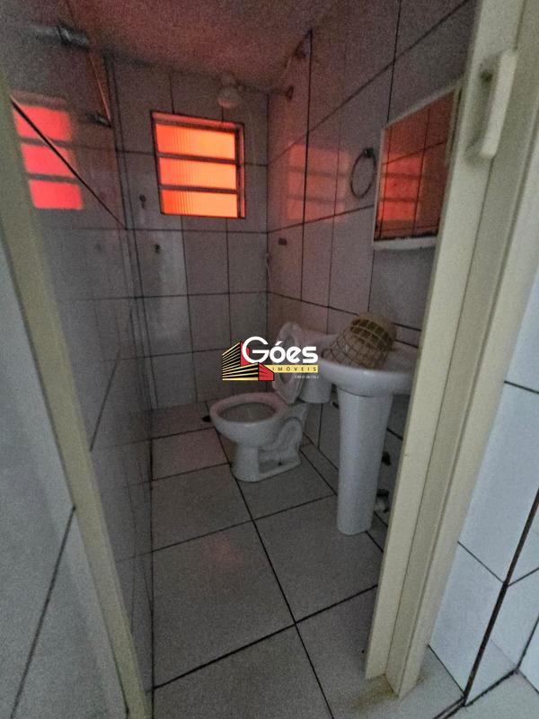 Sobrado à venda em Parque Alvorada: 