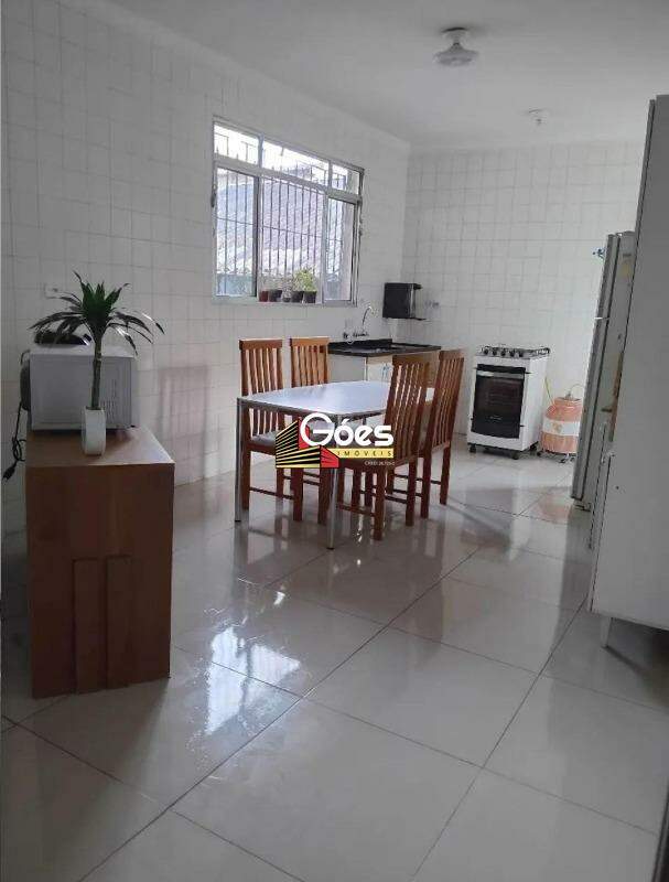 Casa, 3 quartos, 212 m² - Foto 10