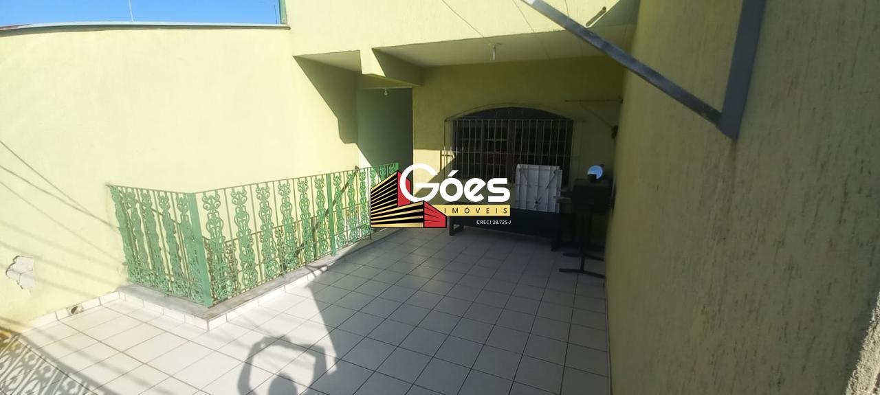 Sobrado à venda em Jardim Santa Lídia: 