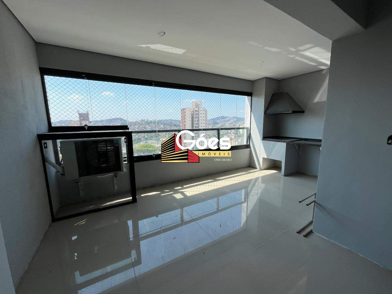 Apartamento à venda com 3 quartos, 83m² - Foto 2