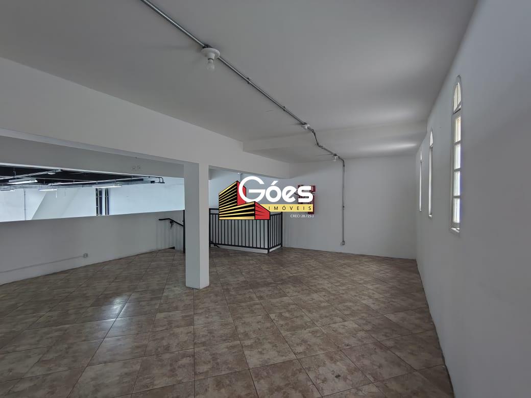 Salão para aluguel em Anchieta: 