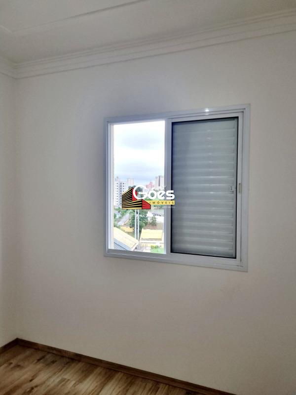 Apartamento à venda em Jardim Olavo Bilac: 