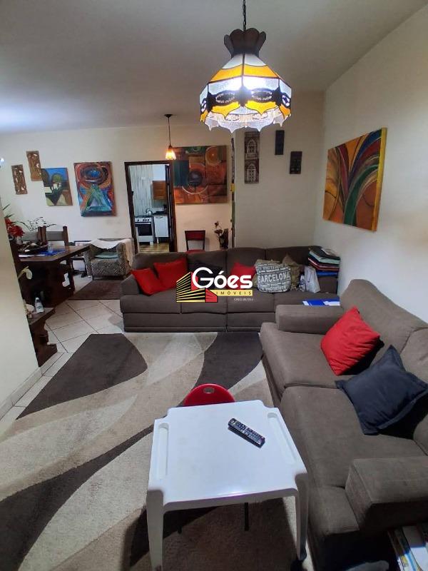 Apartamento à venda em Centro: 