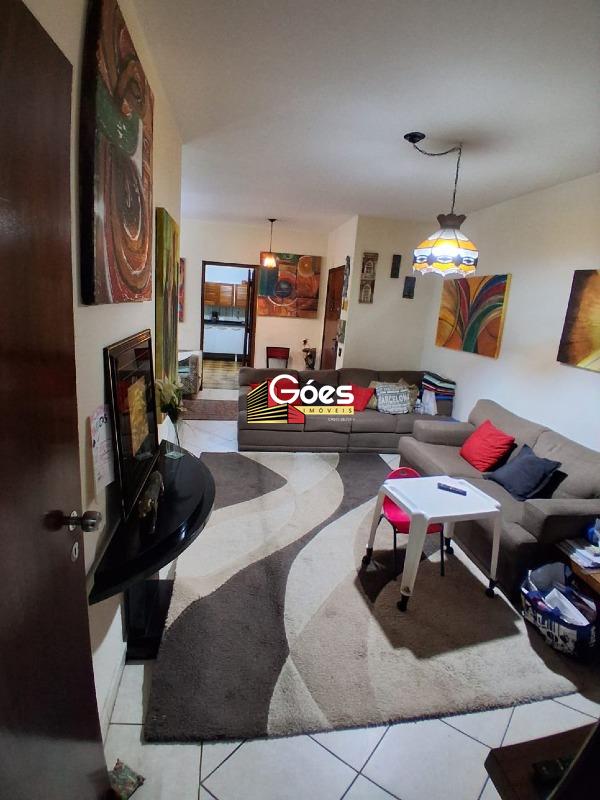 Apartamento à venda em Centro: 