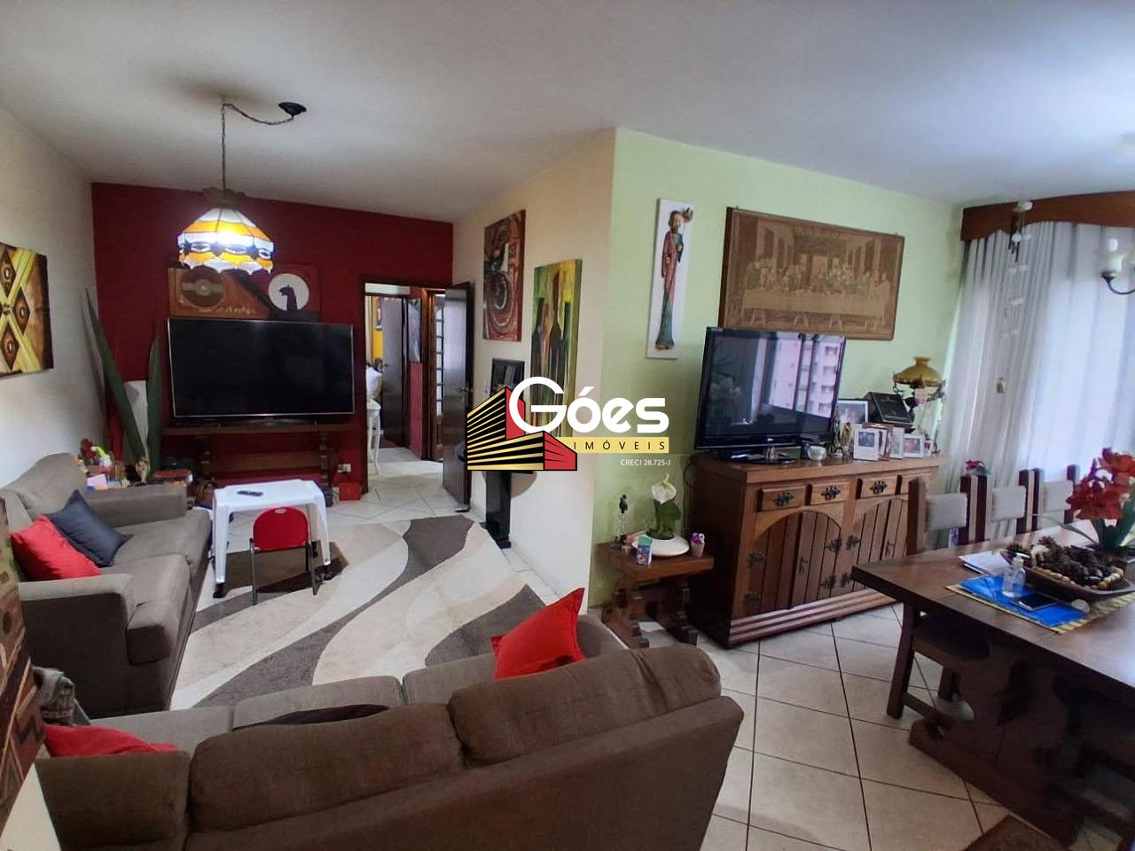 Apartamento à venda em Centro: 