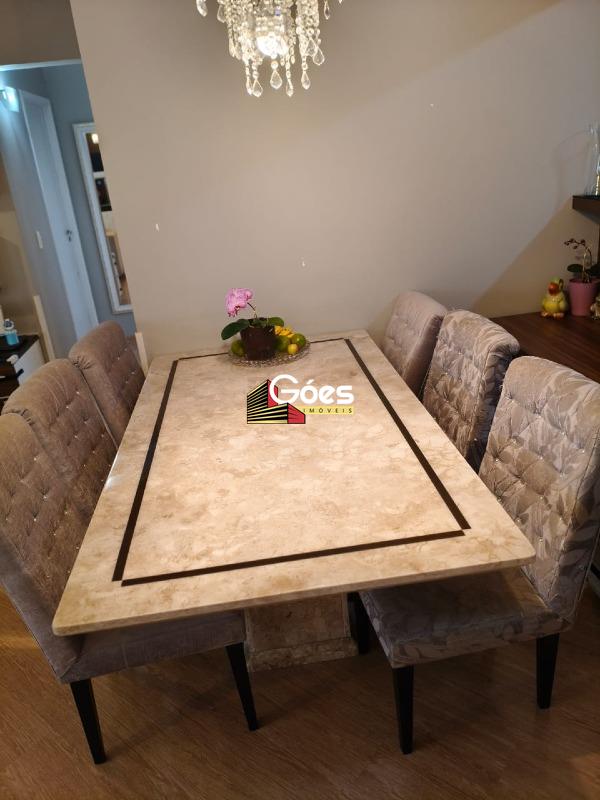 Apartamento à venda em Centro: 