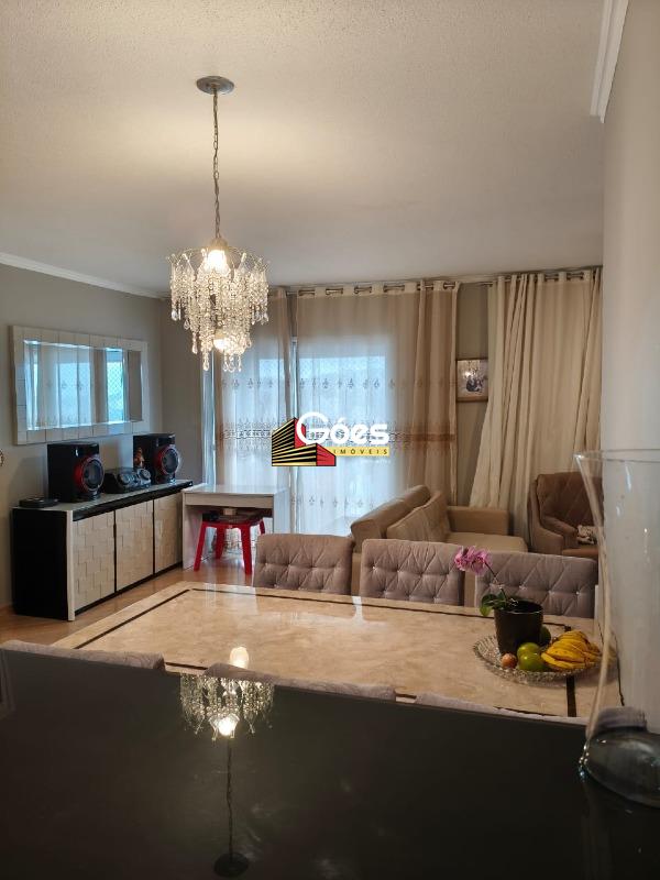 Apartamento à venda em Centro: 