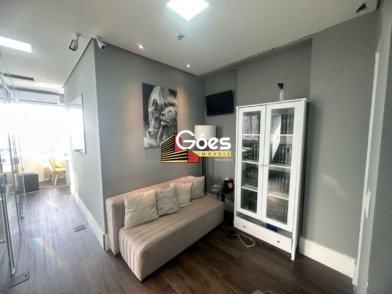 Salas/Conjuntos à venda em Centro: 