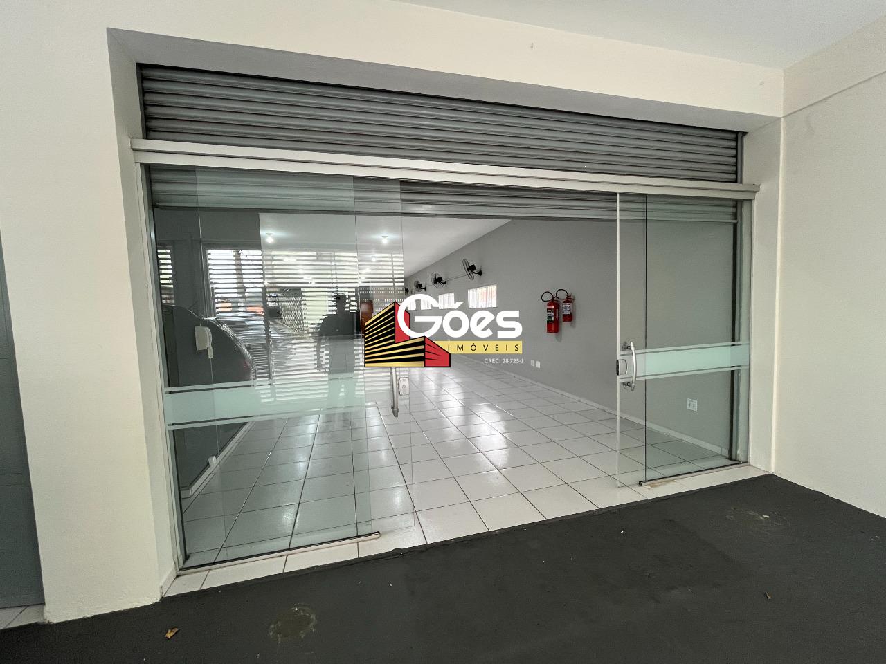 Prédio para aluguel em Matriz: 