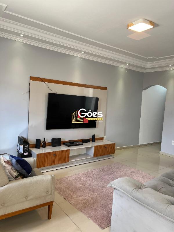 Sobrado à venda em Parque das Nações: 