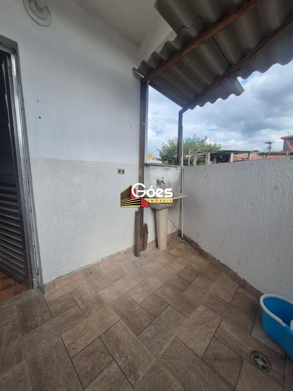 Apartamento para aluguel em Jardim Zaira: 
