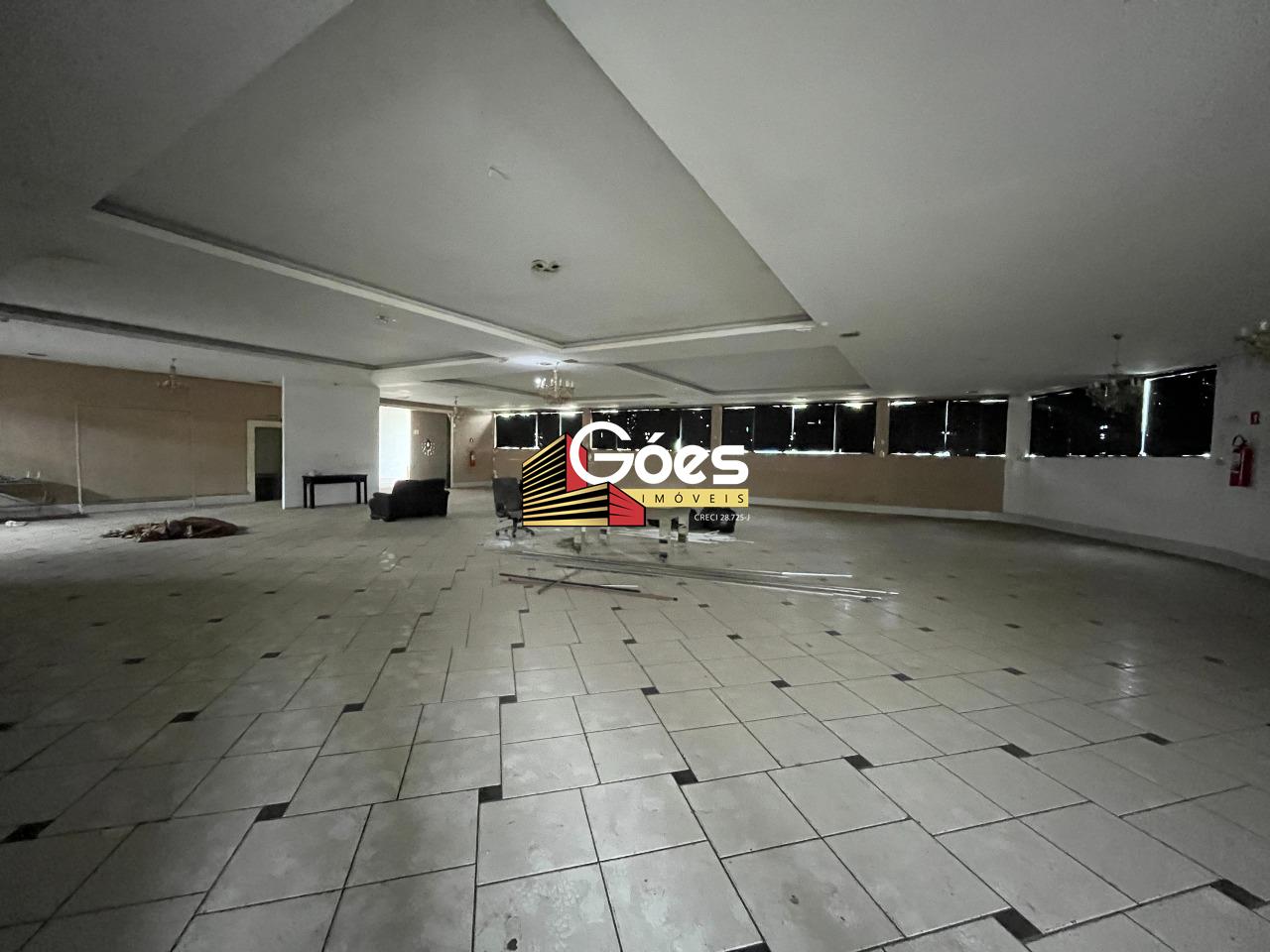 Loja-Salão, 800 m² - Foto 1