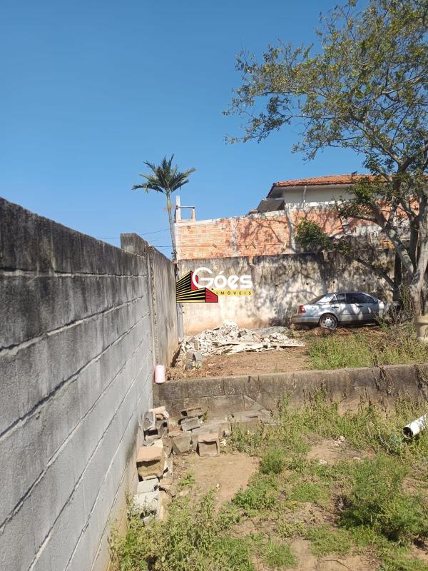 Casa à venda em Centro Alto: 