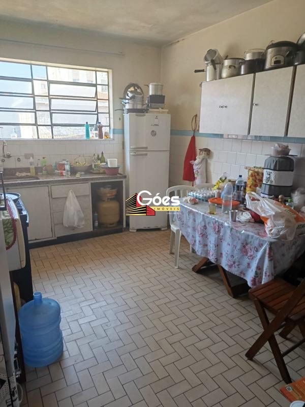 Casa à venda em Centro Alto: 