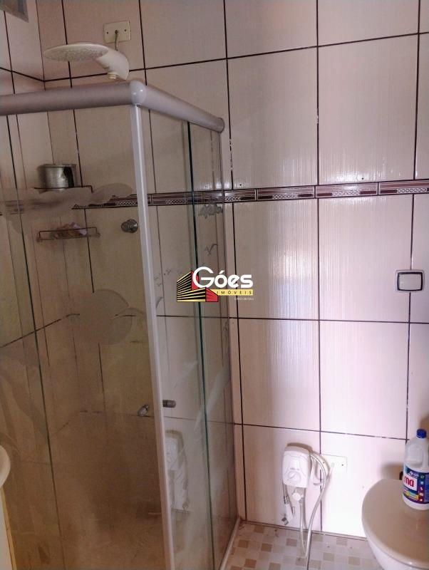 Casa à venda em Centro Alto: 