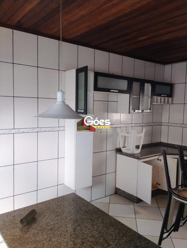 Casa à venda em Centro Alto: 