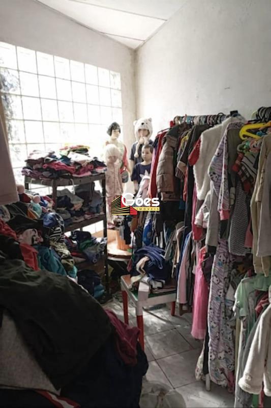 Salas/Conjuntos à venda em Centro: 