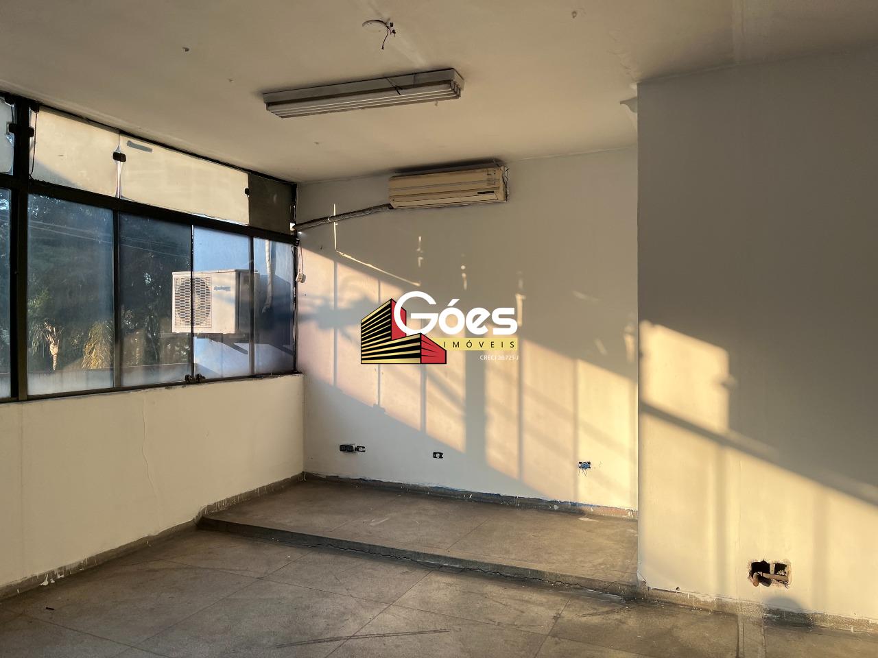 Salão para aluguel em Vila Guarani: 