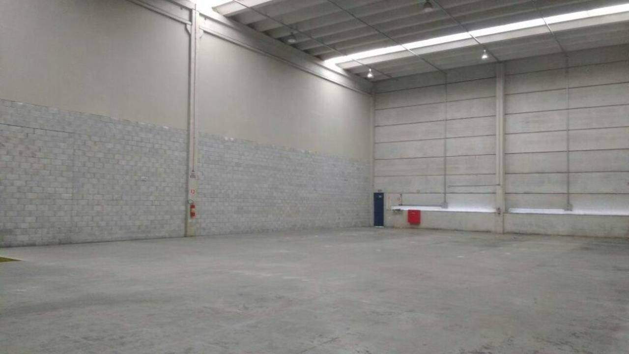 Depósito-Galpão-Armazém para alugar, 1025m² - Foto 17