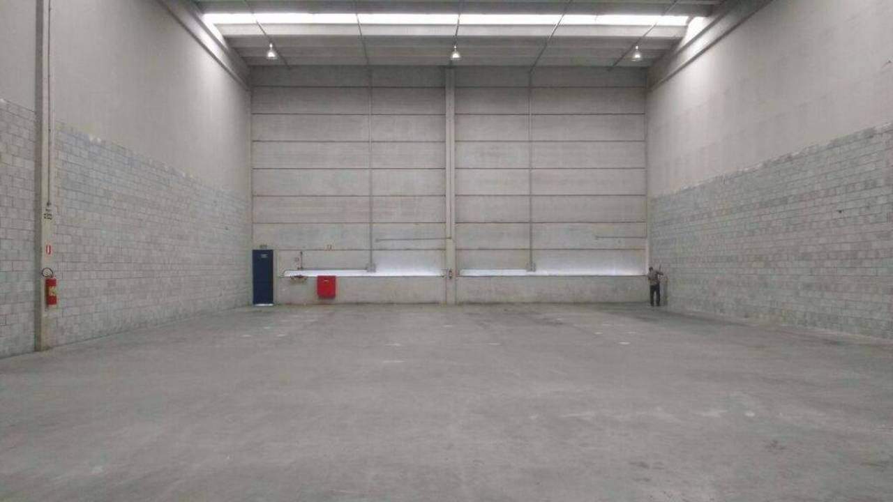 Depósito-Galpão-Armazém para alugar, 1025m² - Foto 20