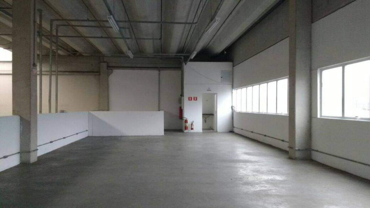 Depósito-Galpão-Armazém para alugar, 1025m² - Foto 22