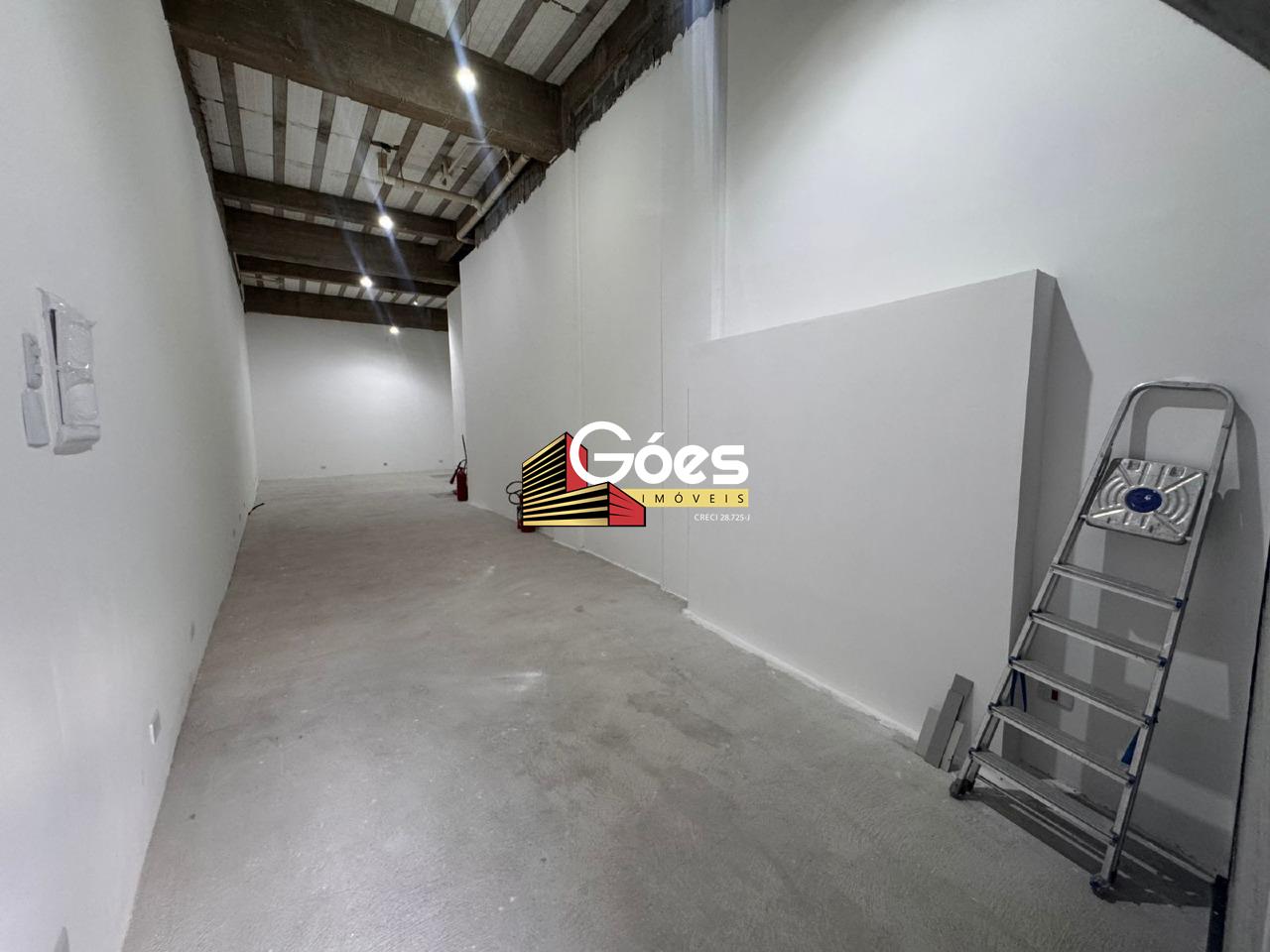 Salão para aluguel em Matriz: 