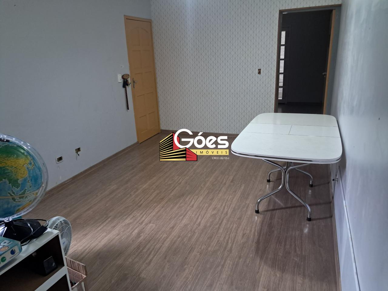 Casa para aluguel em Jardim Mauá: 