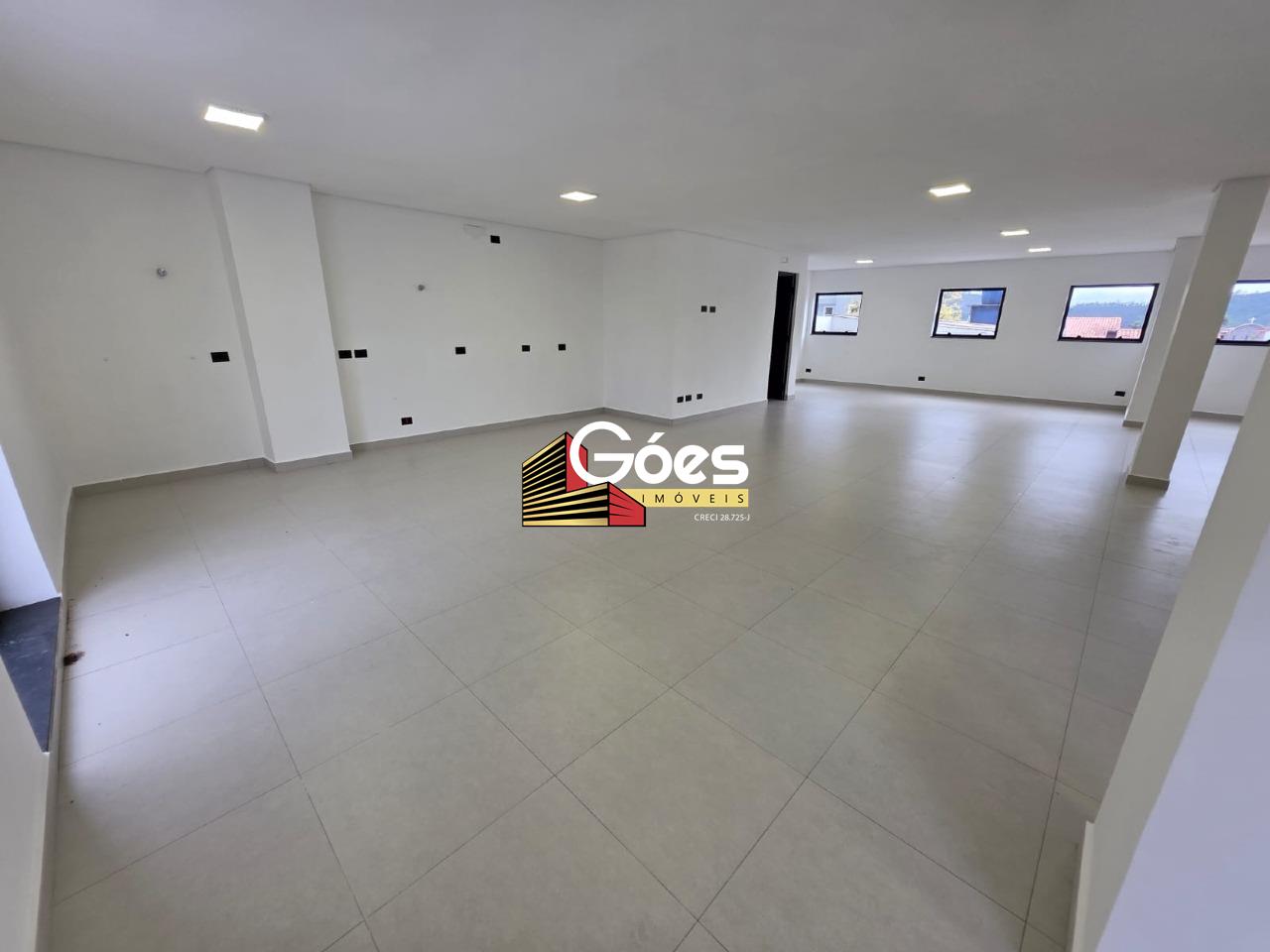 Salas/Conjuntos para aluguel em Matriz: 