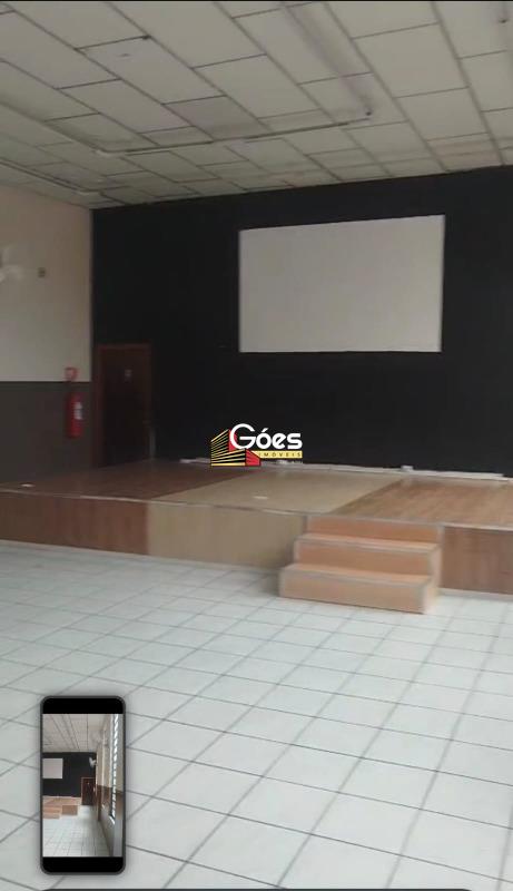 Salão para aluguel em Jardim São Jorge do Guapituba: 