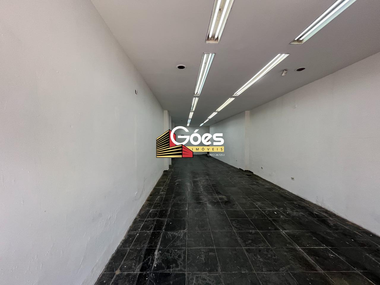 Salão para aluguel em Vila Bocaina: 