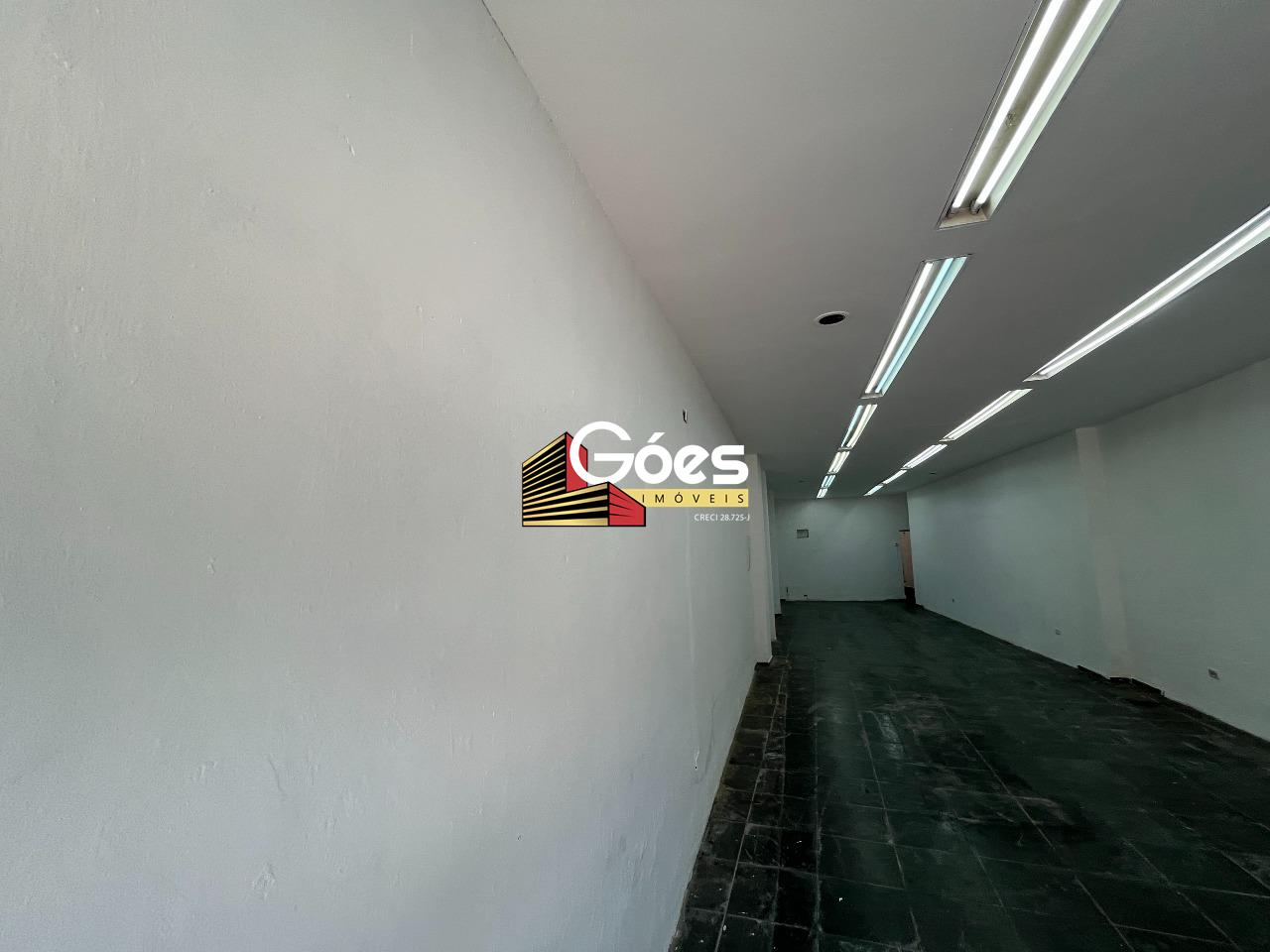 Salão para aluguel em Vila Bocaina: 