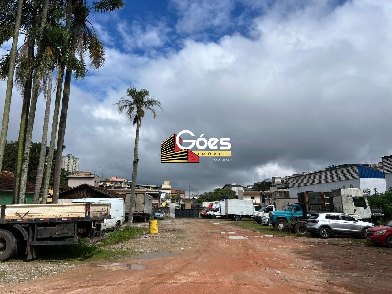 Terreno à venda em Vila Falchi: 